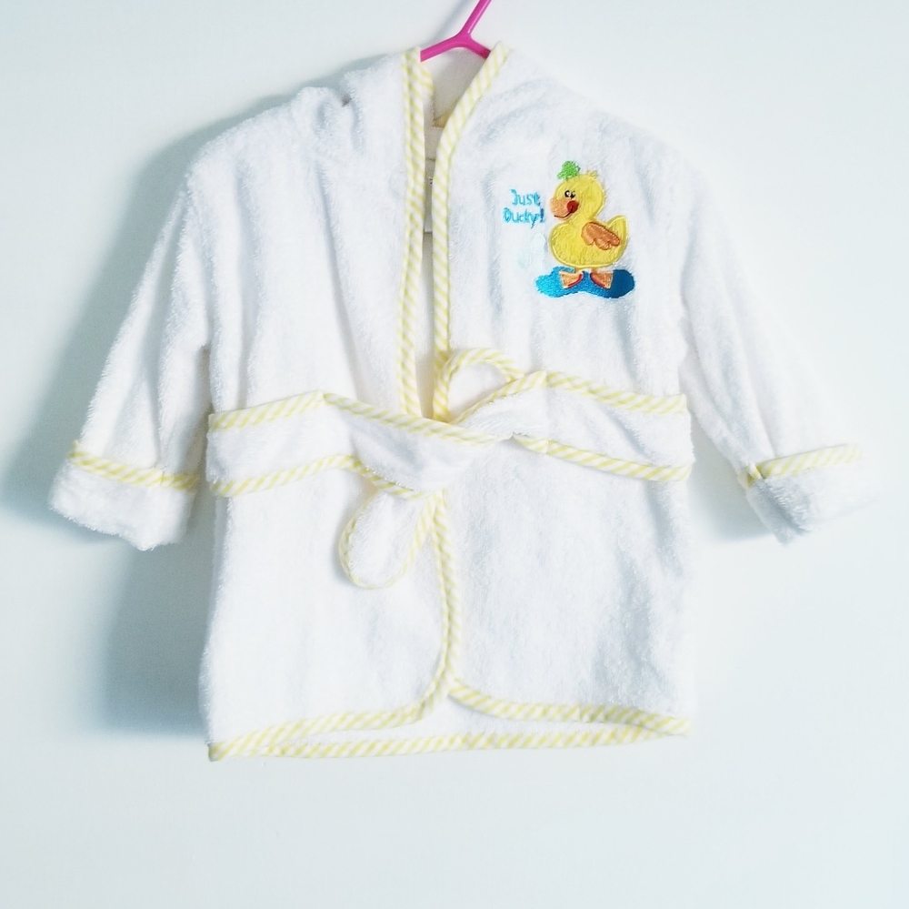 3/$25 Nuby Yellow Duck Embroidered White Towel Baby Robe Size 0-9M